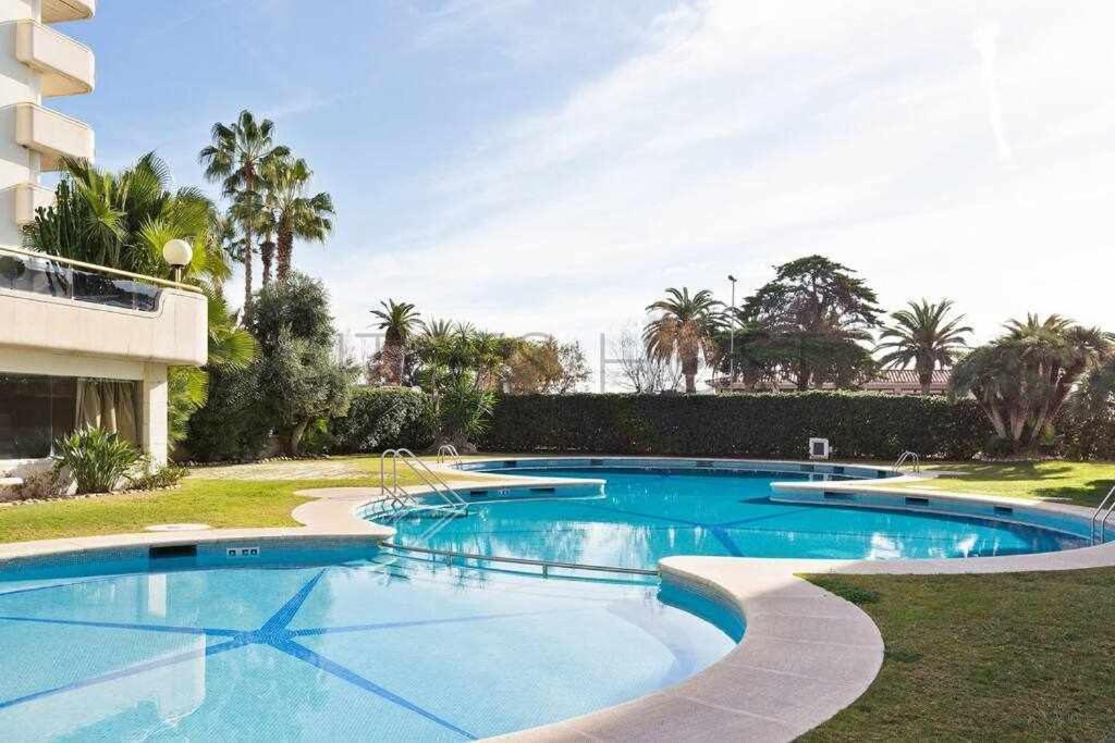 Sitges Arena Dos Piscinas Frente Al Marアパートメント エクステリア 写真